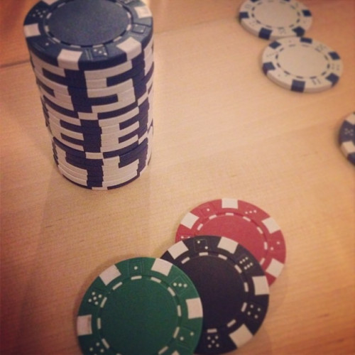 Pa-pa-pa-pokerface pa-pa-poker-face.