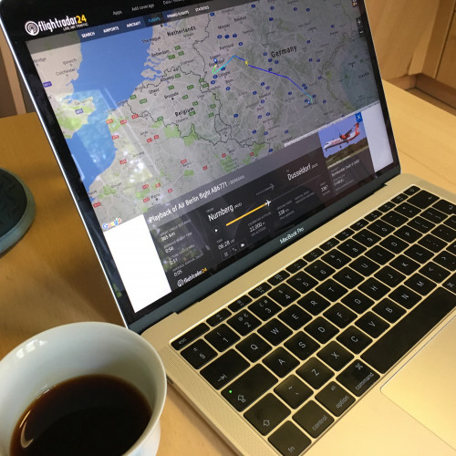 Comparing @aaronpk's flight on his website to the one on Flight24, during breakfast with @calum_ryan #indieweb #returninghome